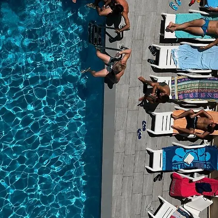 Ardea Hotel 3*