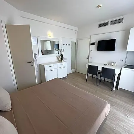 Ardea Hotel 3*