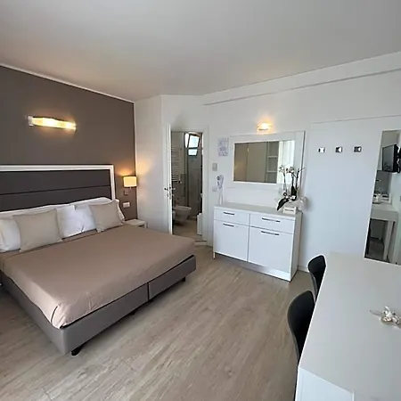 Ardea Hotel 3*